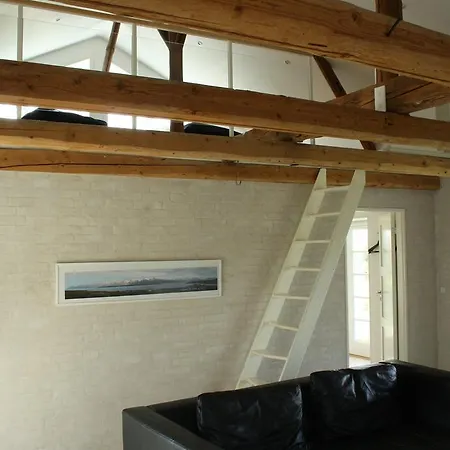 Ovej 18 House