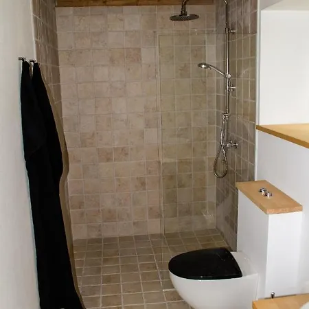 Ovej 18 House