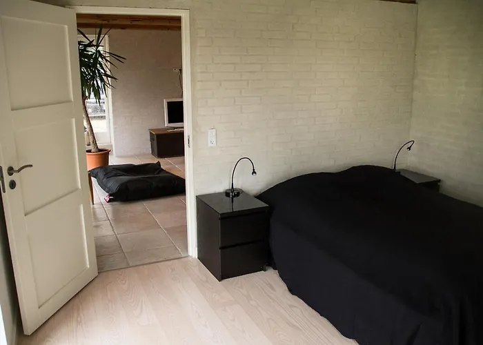 Ovej 18 House